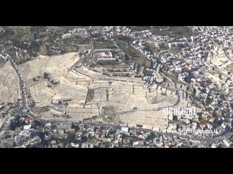 AJ4K 024 - Aerial 4K footage of Jerusalem: Mount Olives and Abu Dis